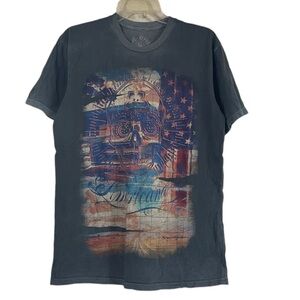 Social Republic Men's Short Sleeve T-Shirt 
Americana Skull Patriotic
Size M